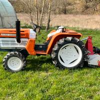 Kubota b 1600