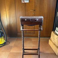 Servo muto antico in legno massello con cassetti –