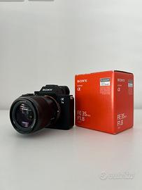 Sony a7III + 35mm 1.8 + Filtri e Zaino Completo