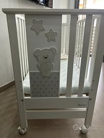 Culle AZZURRA in legno bianco con Orsetto