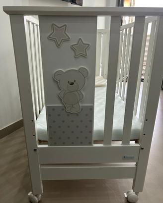 Culle AZZURRA in legno bianco con Orsetto