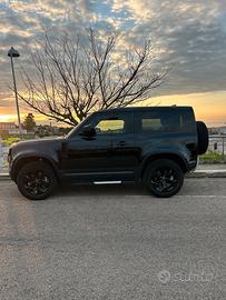 LAND ROVER DEFENDER 90 - 249 cv