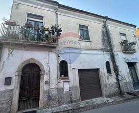 Casa Semindipendente - San Leucio del Sannio