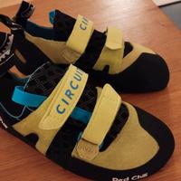 Scarpe da arrampicata marca Red Chili taglia 37,5