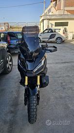 Honda x-adv 750