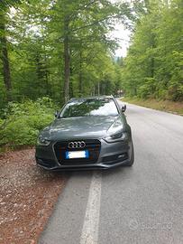 AUDI A4 quattro s-line - 2014