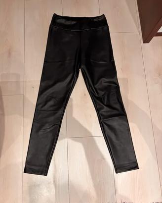 Pantaloni in pelle nera
