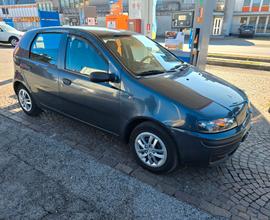 Fiat Punto 1.2i 16V cat 5 porte HLX con 330.000km