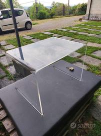Tavolino plexiglass
