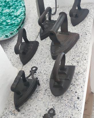 collezione ferri da stiro antichi   rari 