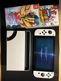 Nintendo switch Oled + 2 giochi + borsa