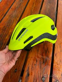 Casco BTWIN bici/ roller regolabile 53-58 cm