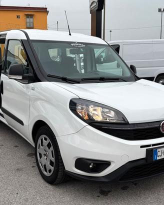 FIAT DOBLO' MAXI 1.6mjt 120cv AUTOCARRO 5 POSTI