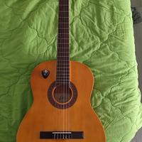 Titolo:
Chitarra Classica EKO + Custodia Originale