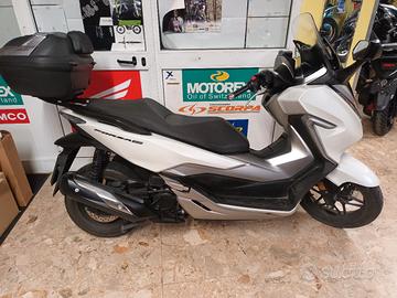 HONDA FORZA 300