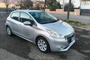 PEUGEOT 208 1.4 HDi 68 CV 5 porte - 2014