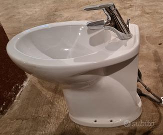 Bidet alto