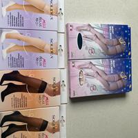 4 gambaletti e due calze da notte