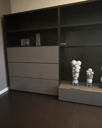 Wall system libreria POLIFORM con cassettoni