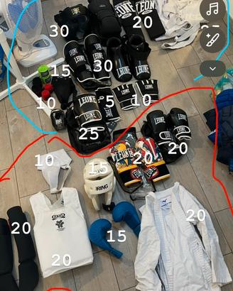 Guanti box paratibie casco boxe thai karate