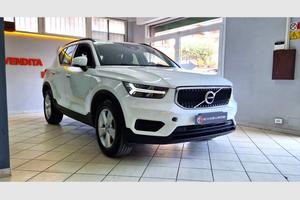 VOLVO XC40 T2 Geartronic Momentum Core *IVA DEDU*C