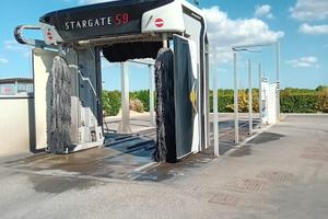 Autolavaggio self service