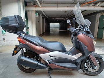 Yamaha XMax 300 Touring