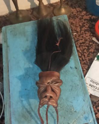 "testa rimpicciolita" (conosciuta anche come Tsant