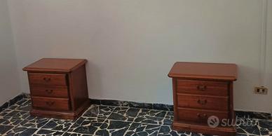 comodini legno massello 