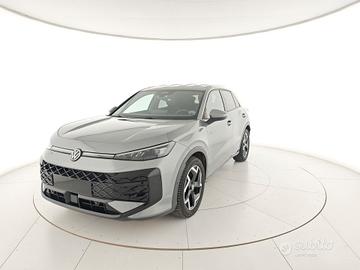 Volkswagen T-Roc 1.5 eTSI ACT 150 CV DSG R-Line