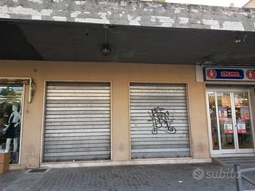 Locale commerciale Viale 25 Aprile