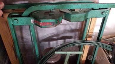 Tappatrice Mr. Mondial per bottiglie