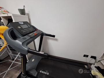  Tapis roulant marca DIADORA EXESS 5.8