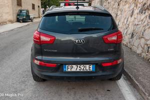 kia Sportage 4 x4  2.0 CRDi 135 Hp