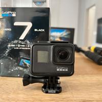 GoPro Hero 7 Black con Accessori