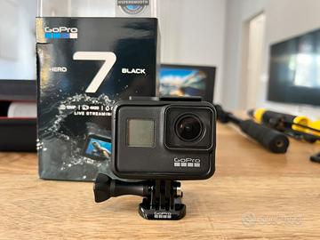 GoPro Hero 7 Black con Accessori