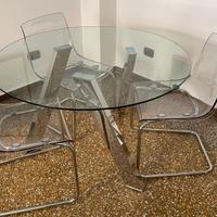 Tavolo rotondo in vetro