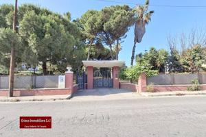 V. Lama villa indipendente-due livelli con terreno