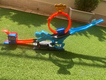 hot wheels track builder unlimited shark