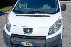 Peugeot Expert 2000 HDi 120cv Pronto a l'uso 