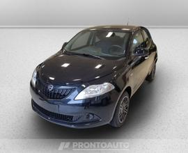 Lancia Ypsilon 1.0 firefly hybrid oro s&s 70cv