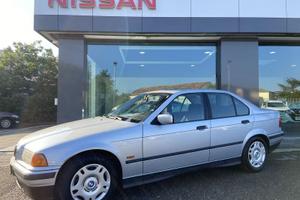 BMW Serie 3 318 1.8 115CV 4P