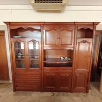 Parete attrezzata salotto con vetrina