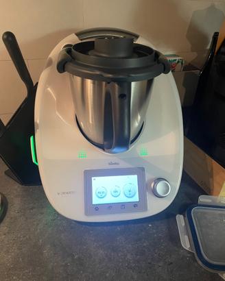 Bimby TM5 + accessori + secondo boccale completo!!