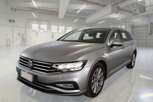 VOLKSWAGEN PASSAT VARIANT 2.0 TDI SCR EVO 110kW Bu