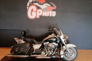 Harley-davidson FLHRC Road King Classic
