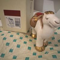 Thun presepe cammello bianco