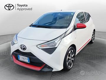 Toyota Aygo Connect 1.0 VVT-i 72 CV 5 porte x...