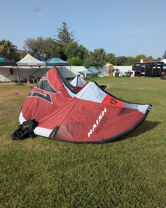 Vele kitesurf naish pivot 2025 + barra