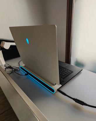 Alienware x17 R1